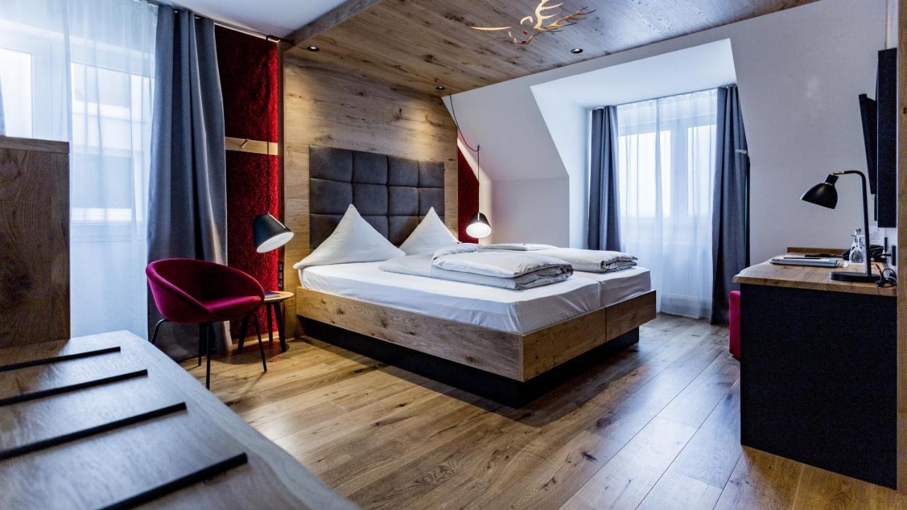 Hotel Hirsch Neu-Ulm Extérieur photo