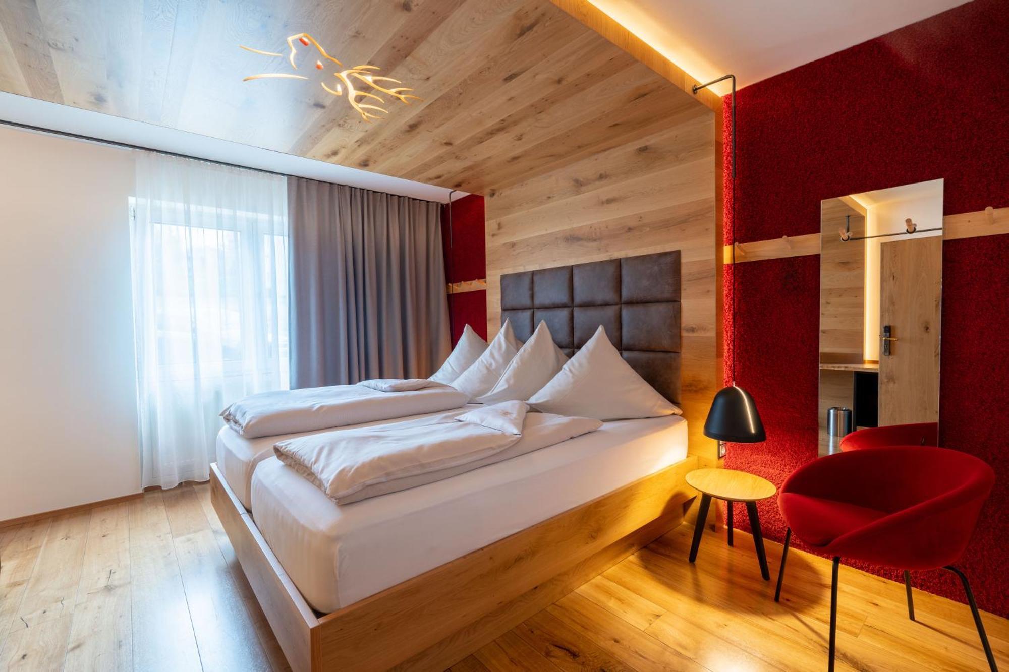Hotel Hirsch Neu-Ulm Extérieur photo