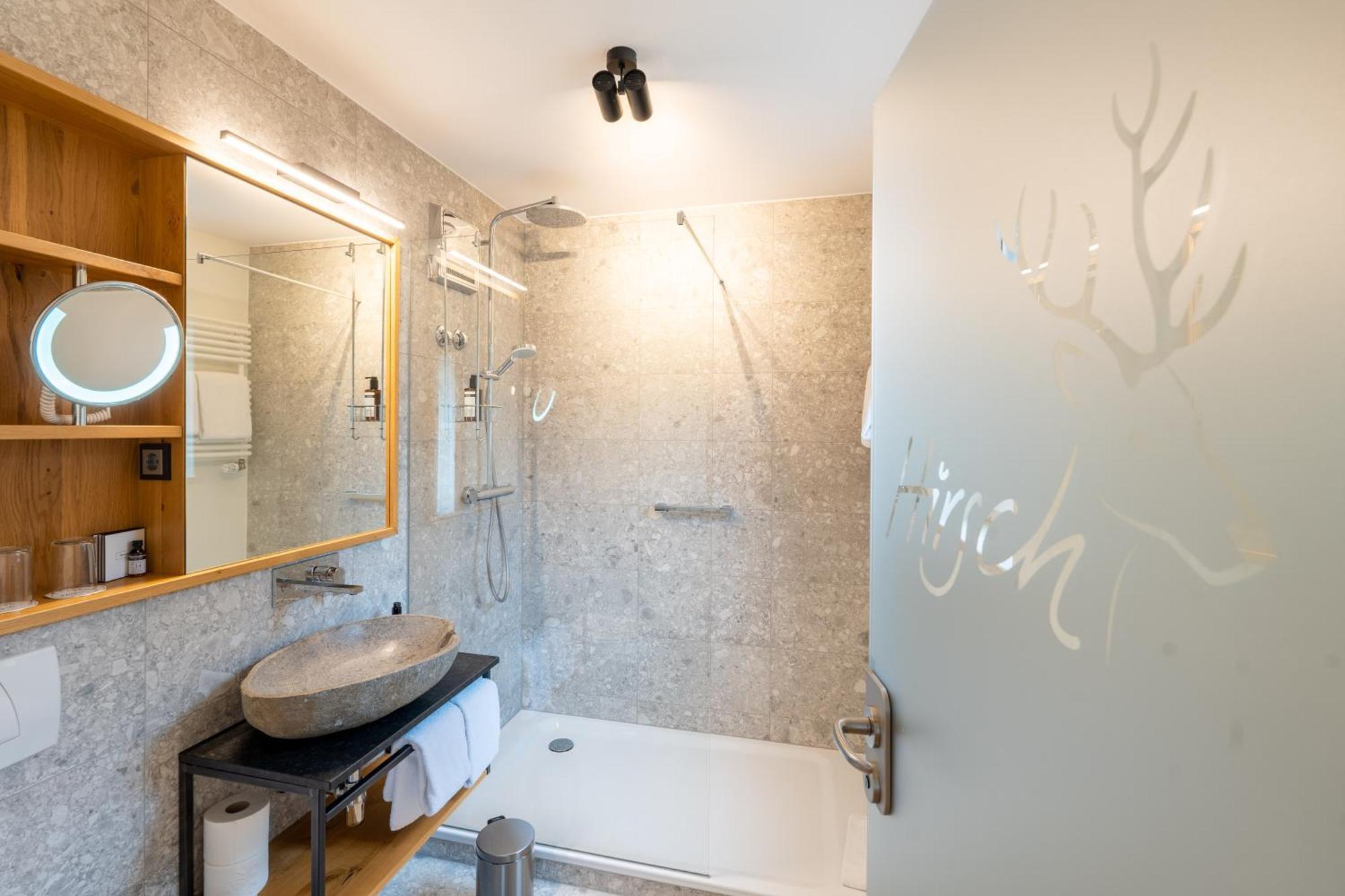 Hotel Hirsch Neu-Ulm Extérieur photo