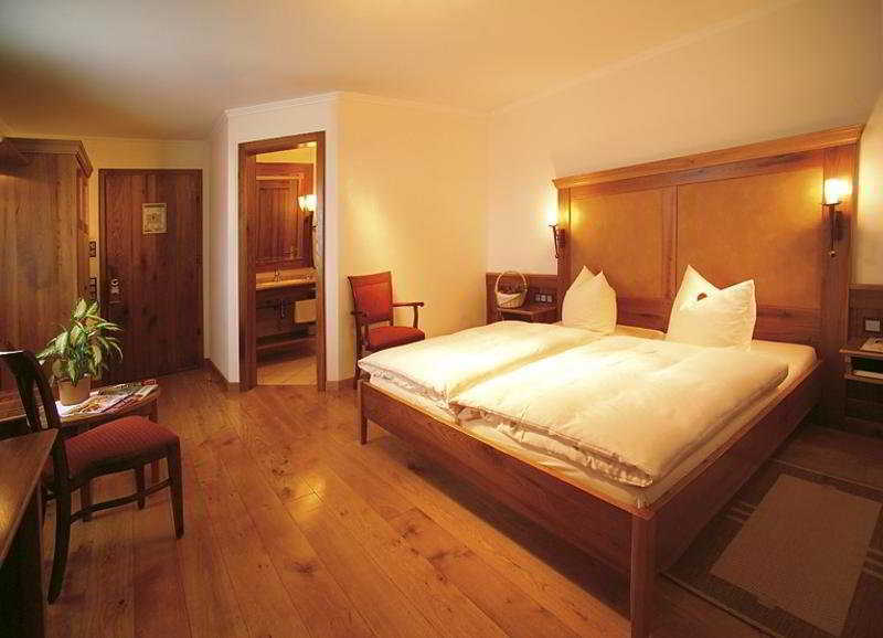 Hotel Hirsch Neu-Ulm Chambre photo