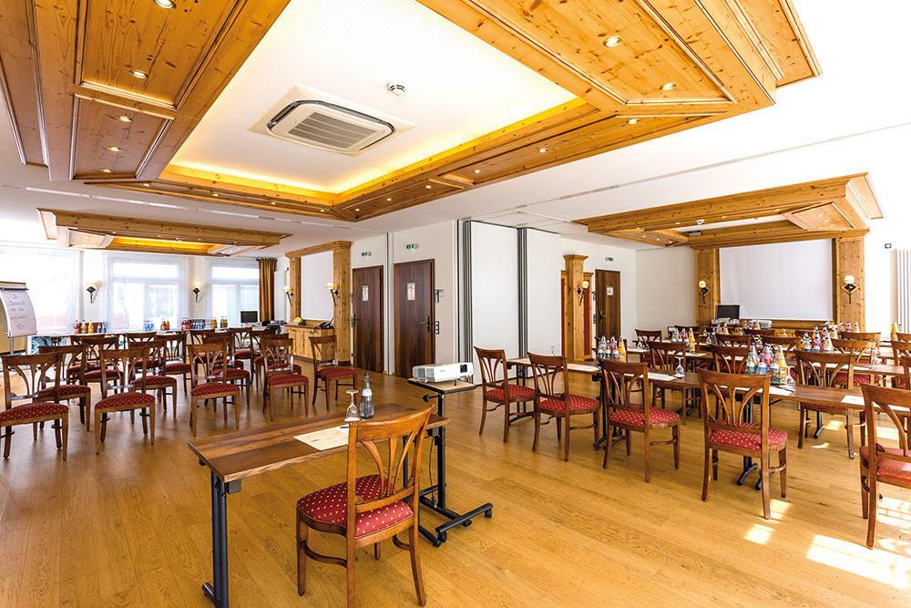 Hotel Hirsch Neu-Ulm Extérieur photo