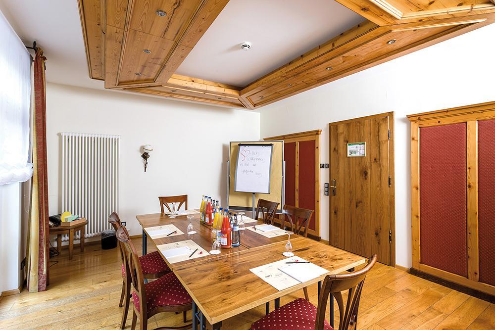 Hotel Hirsch Neu-Ulm Extérieur photo