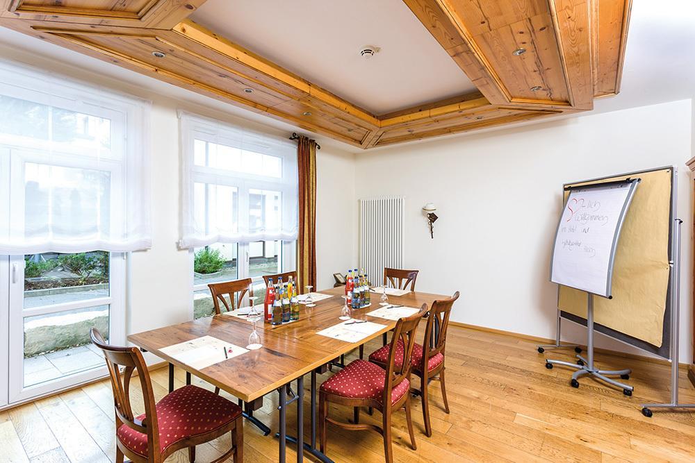 Hotel Hirsch Neu-Ulm Extérieur photo